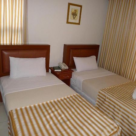 Hotel Cosmopolitan Baguio City Eksteriør bilde